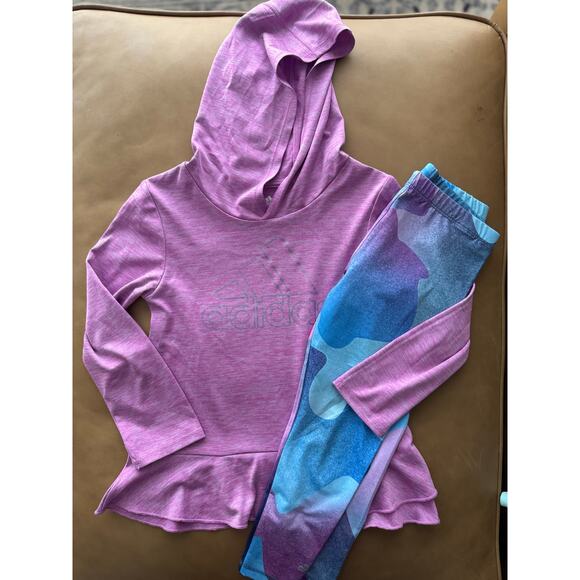 Adidas 2 piece set performance material bundle / 4T / XS / matching sets - Picture 4 of 8